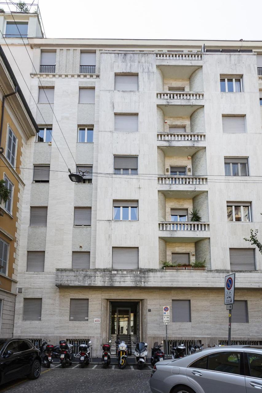 S. Maria Valle Central Roomy Flat Milano Exteriör bild