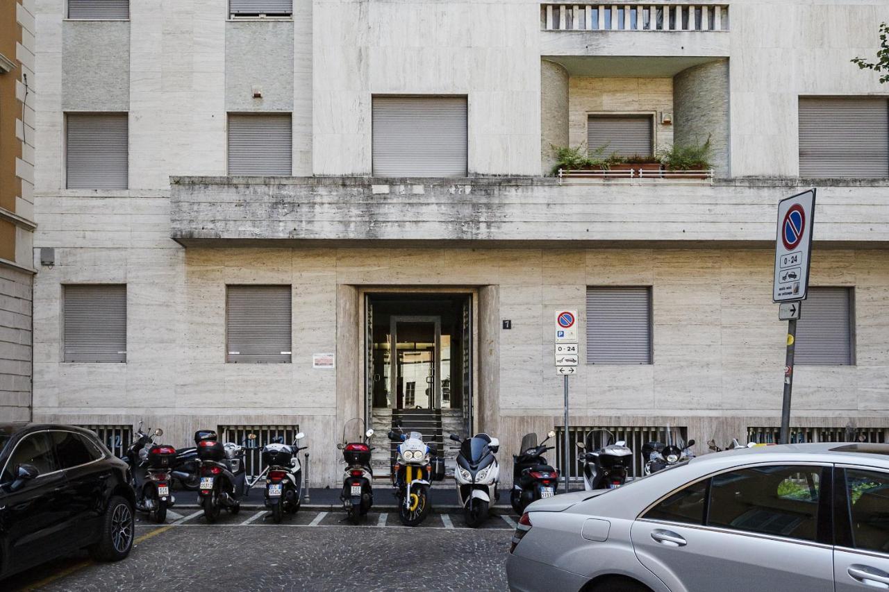S. Maria Valle Central Roomy Flat Milano Exteriör bild