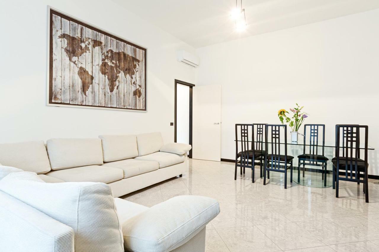 S. Maria Valle Central Roomy Flat Milano Exteriör bild